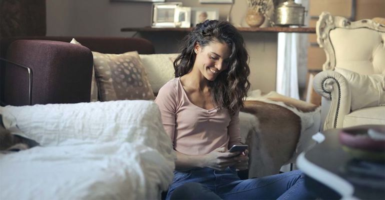 ask girl out over text on a date