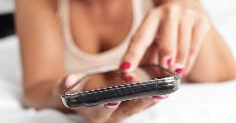 chat with girl